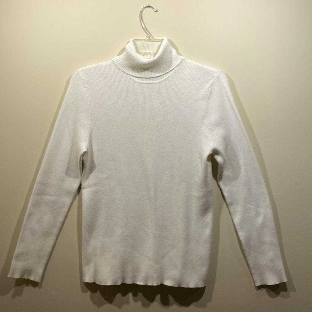 Chico’s size 2 turtleneck sweater
